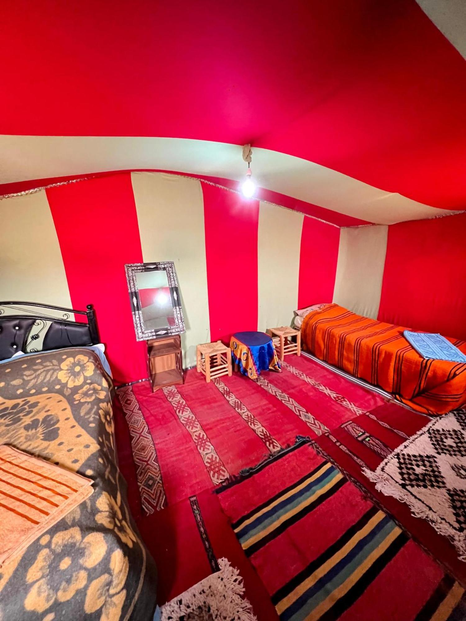 Camp Mbark Authentic Ξενοδοχείο M'Hamid Δωμάτιο φωτογραφία